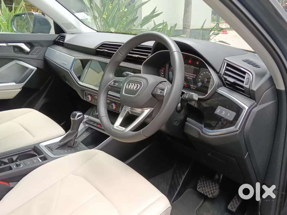 Audi Q3 40 Tfsi Premium Plus, 2025, Petrol