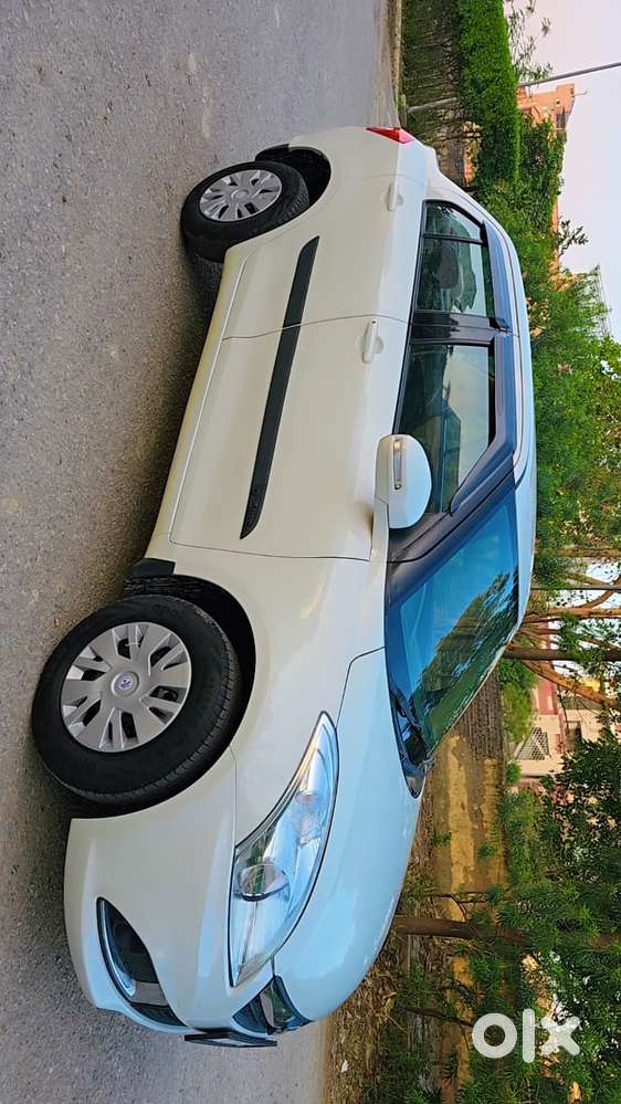 Maruti Suzuki Swift Dzire Vdi Optional, 2016, Diesel