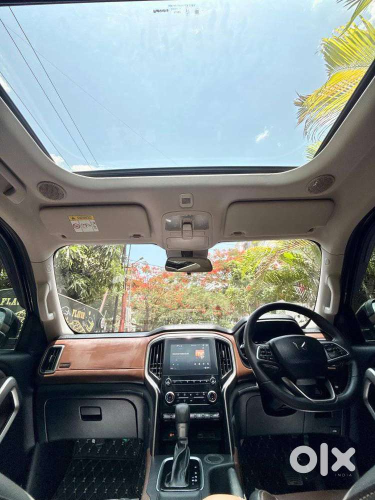 Mahindra Scorpio-n 2.2 Z8 Diesel Mt 4wd 7 Str, 2022, Diesel