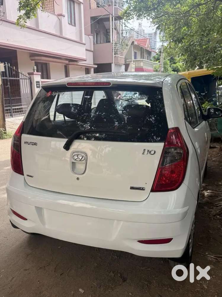 Hyundai I10 1.2 Sportz Petrol 2012