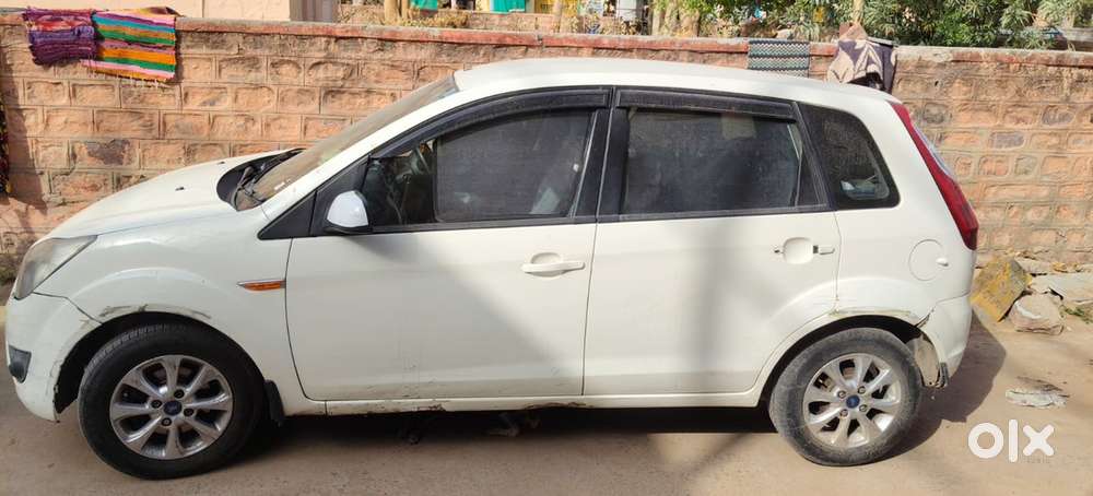 Ford Figo 2012