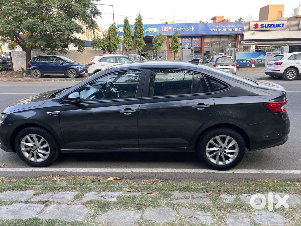 Skoda Slavia Ambition 1.0l Tsi Mt, 2022, Petrol