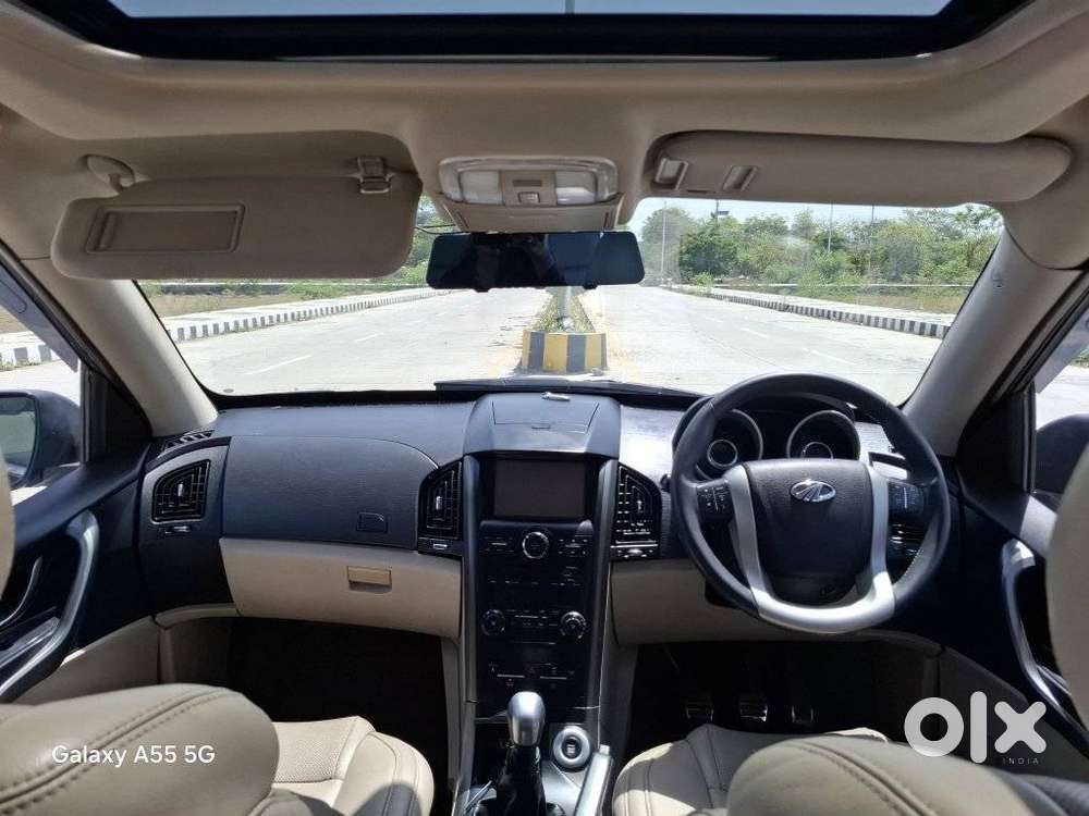 Mahindra Xuv500 2.2 W10, 2018, Petrol