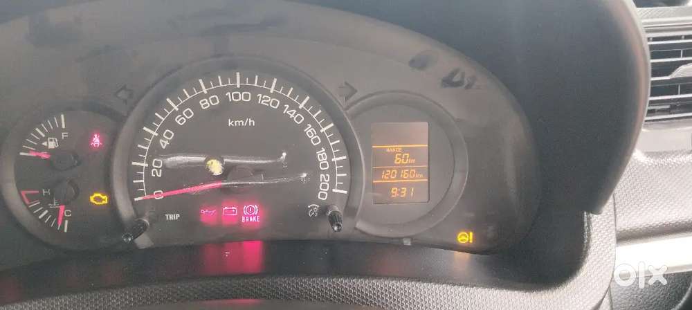 Maruti Suzuki Swift Petrol 2015