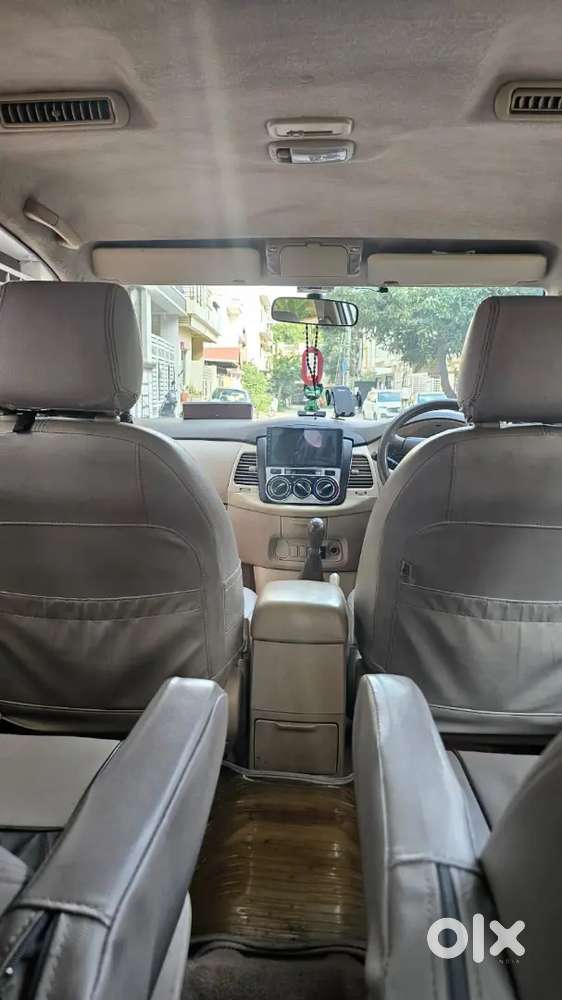Toyota Innova 2007 Diesel 180000 Km Driven