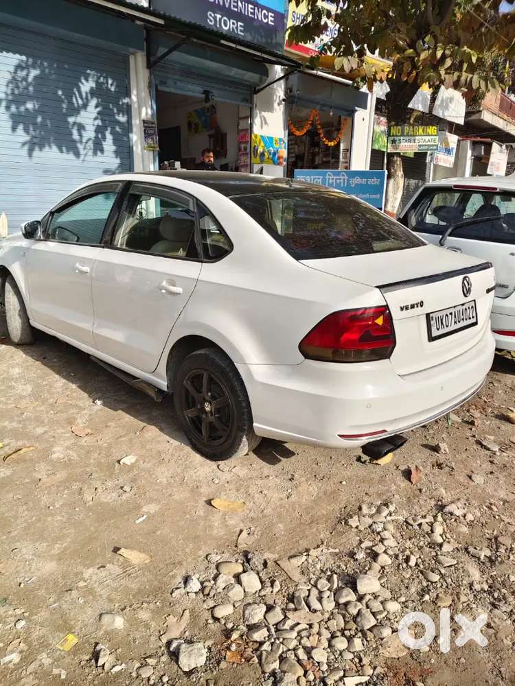 Volkswagen Vento Highline 2013
