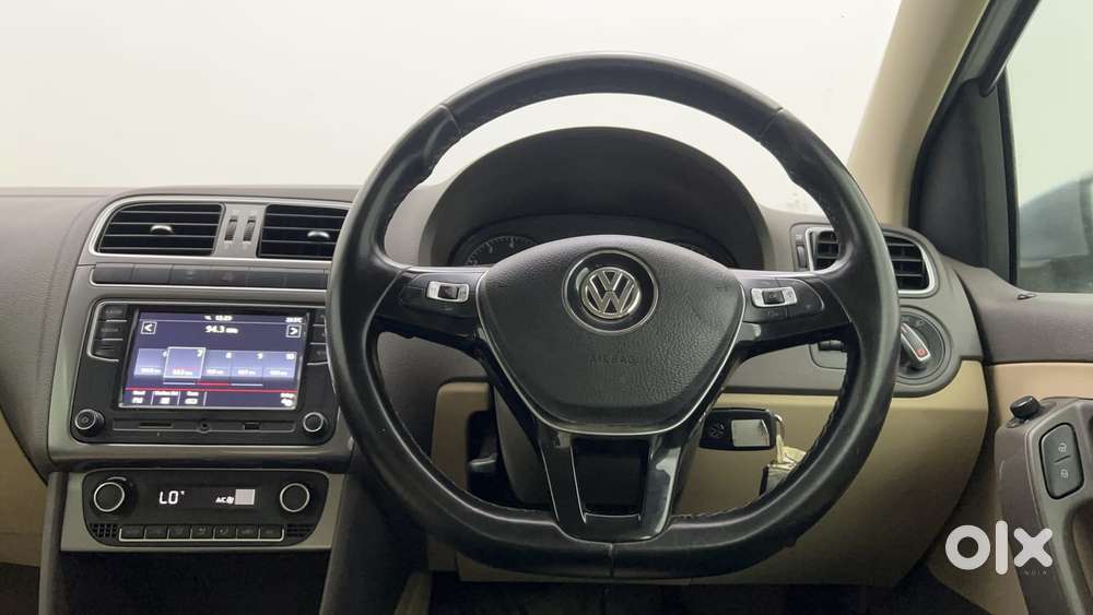Volkswagen Vento 2010-2013 Petrol Highline At, 2022, Petrol