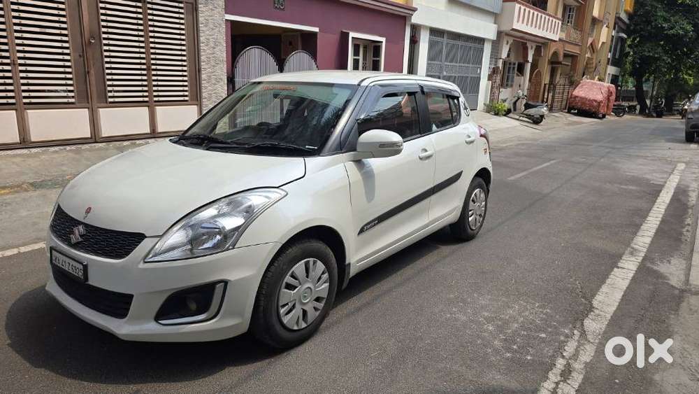 Maruti Suzuki Swift Vxi + Manual, 2014, Petrol