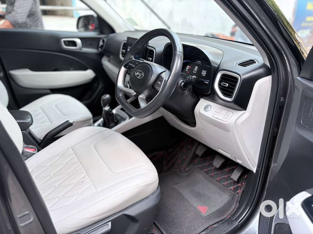 Hyundai Venue Sx (o) Mt 1.0 Turbo, 2024, Petrol