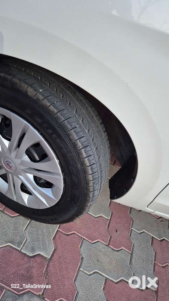 Maruti Suzuki Ertiga Vxi Shvs, 2024, Petrol