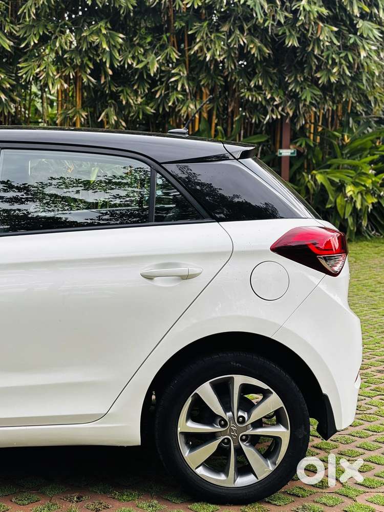 Hyundai Elite I20 1.2 Asta At Dual Tone, 2017, Petrol