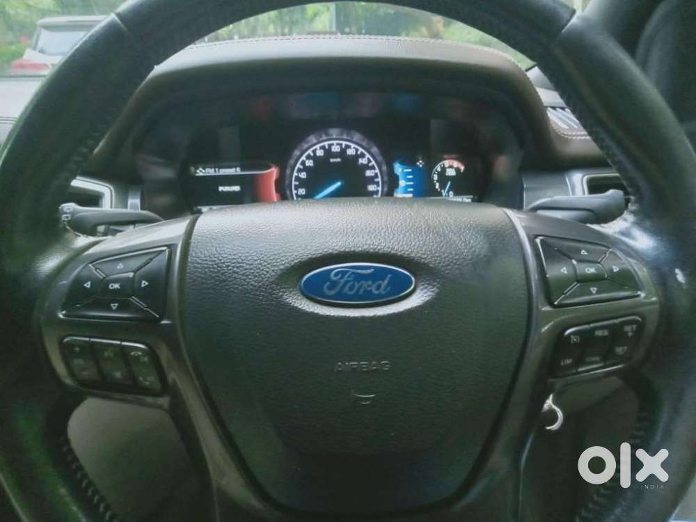 Ford Endeavour 3.2 Titanium At 4x4, 2016, Diesel