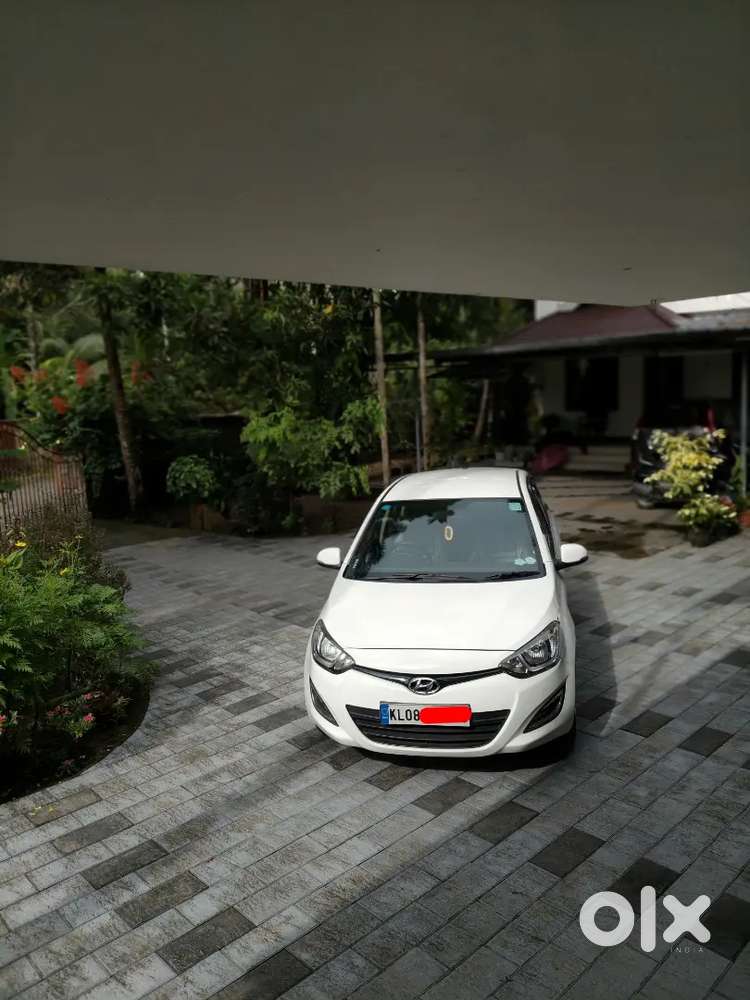 Low Km Run Hyundai I 20- Magna For Sale