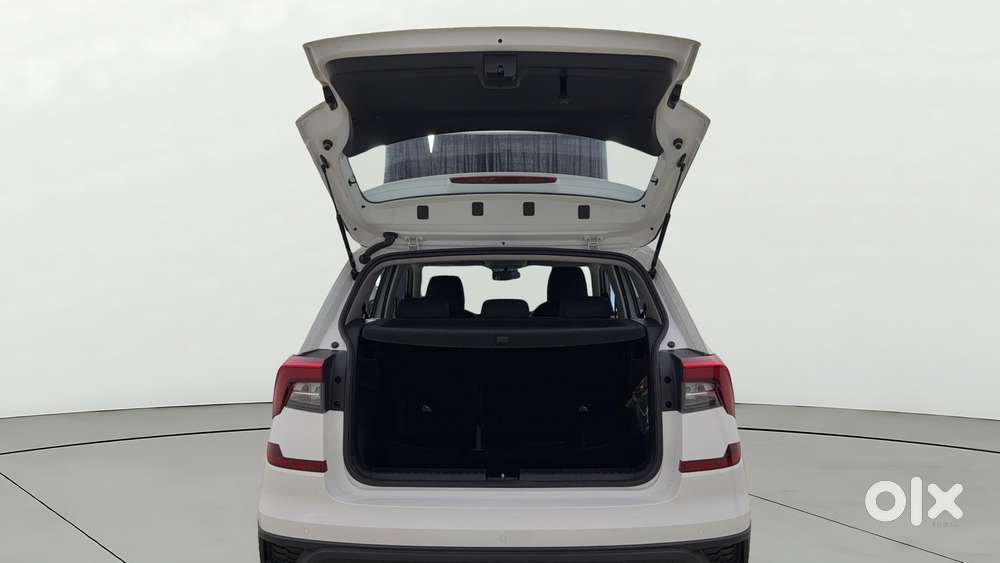 Skoda Kushaq 1.0 Ambition Classic Tsi At, 2023, Petrol