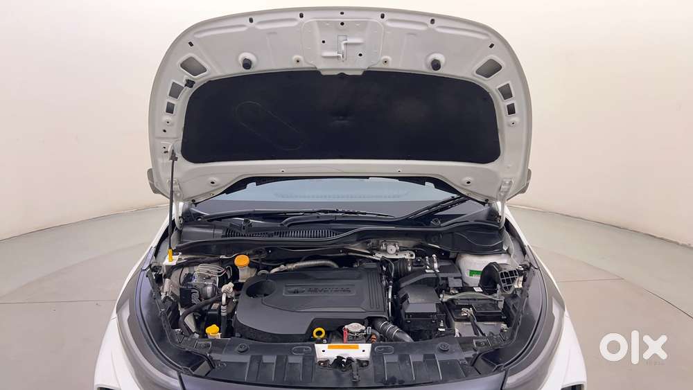 Tata Altroz Xz Plus (o) (s) Icng, 2025, Diesel