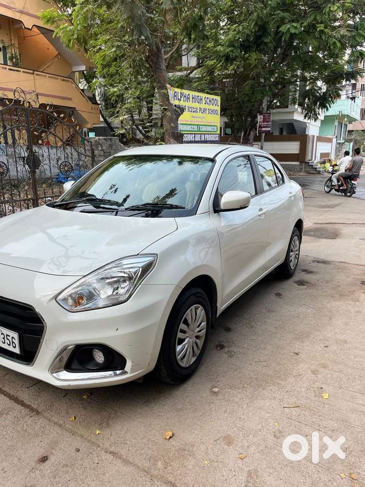 Maruti Suzuki Dzire 1.2 Vxi, 2024, Petrol
