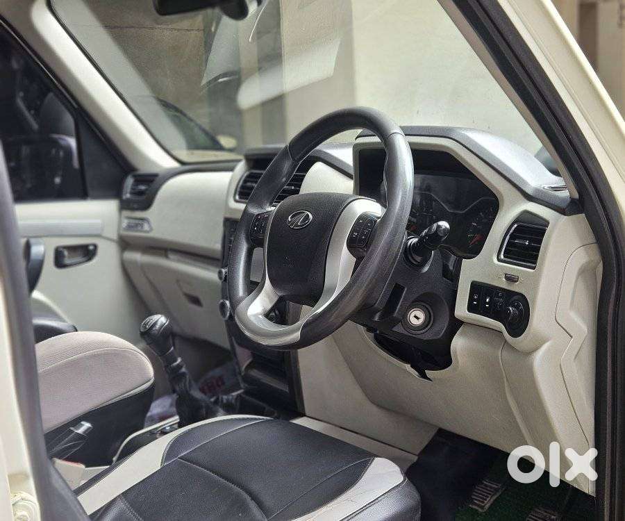 Mahindra Scorpio Classic 2.2 S Mt 9 Str, 2017, Diesel