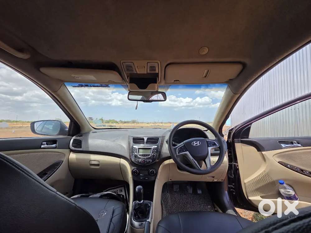 Hyundai Fluidic Verna 2011