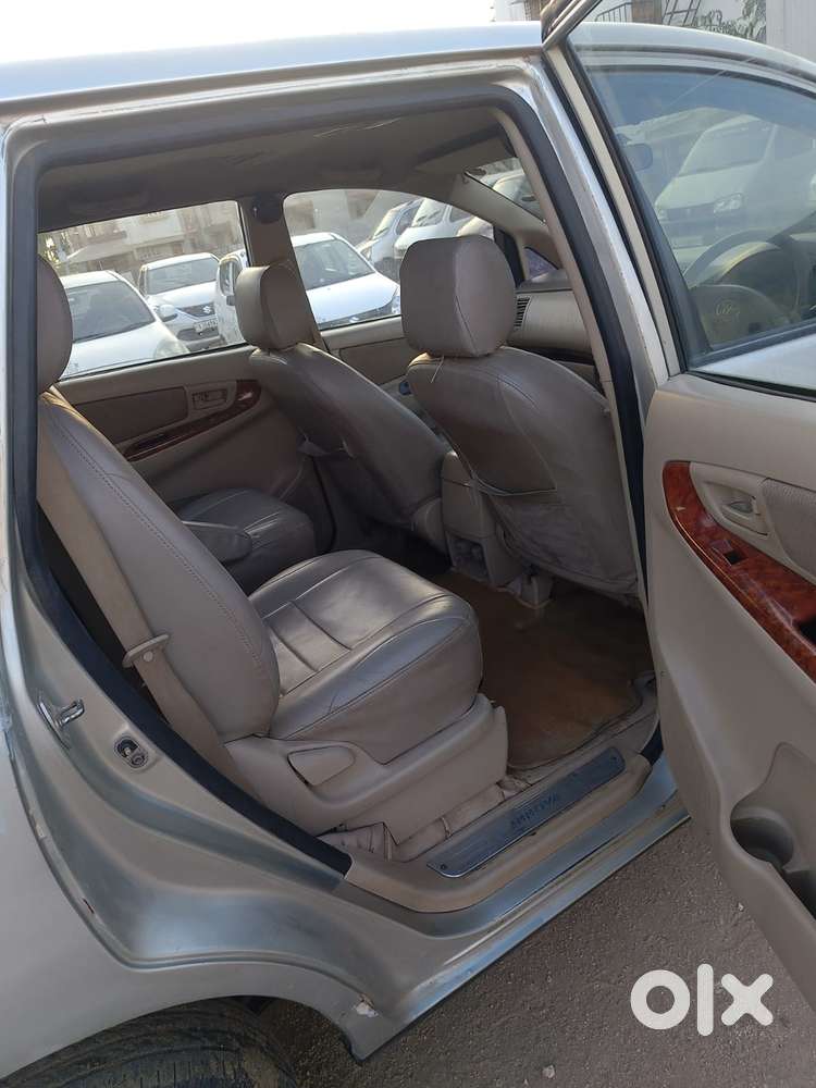 Toyota Innova 2004-2011 2.0 G1 Bsiv, 2006, Diesel