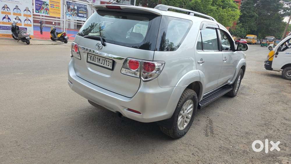 Toyota Fortuner 3.0 4x2 Automatic, 2012, Diesel