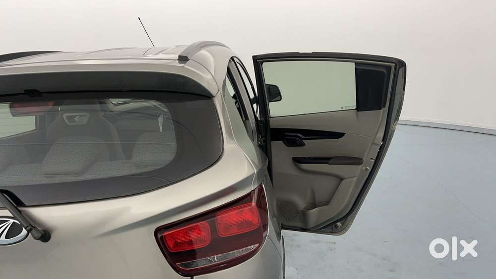 Mahindra Kuv 100 2016-2017 Mfalcon G80 K8, 2016, Petrol