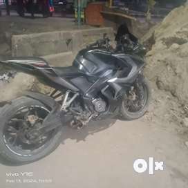 Pulsar rs 200 second hand online olx