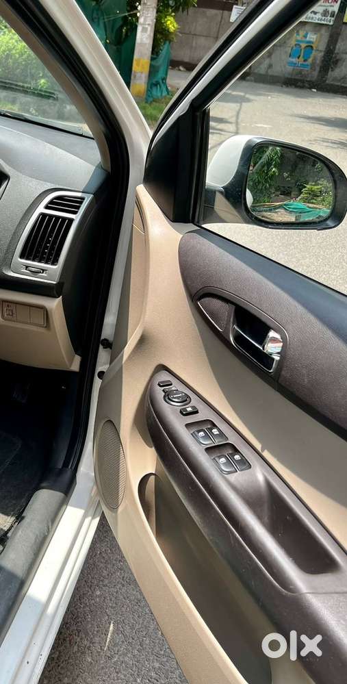 I20 Top End Model Sportz Variant
