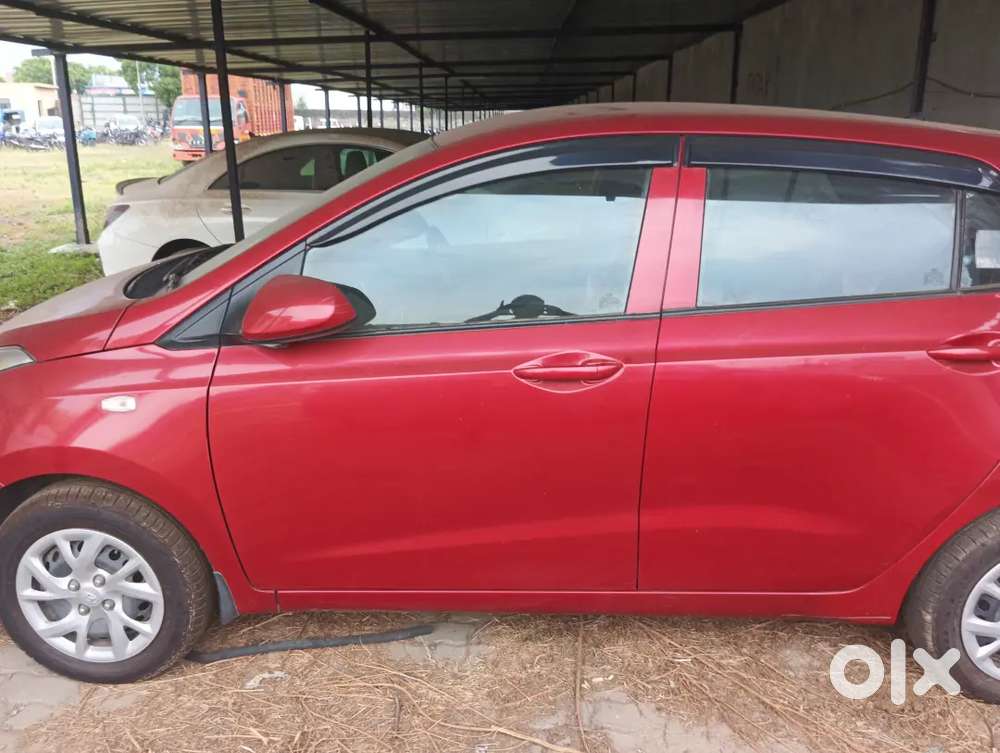 Hyundai Grand I10 Sportz 2017 Petrol