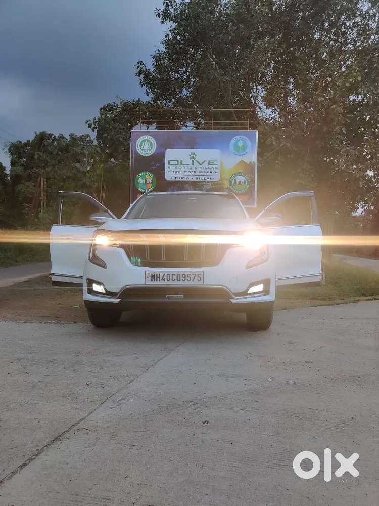 A Government Officers Xuv-700 On The Way To Sell