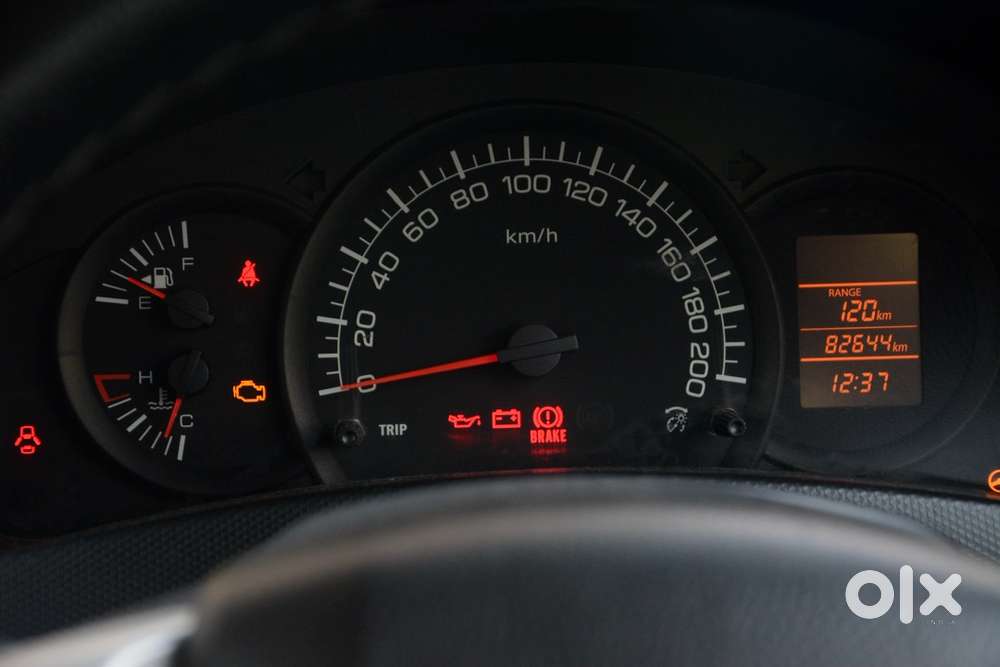 Maruti Suzuki Swift 2015 Manual Petrol
