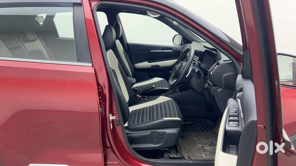 Kia Sonet Gtx Plus Turbo Dct Dt, 2024, Petrol