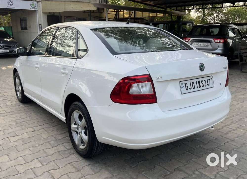 Skoda Rapid 1.6 Mpi At Elegance, 2012, Petrol
