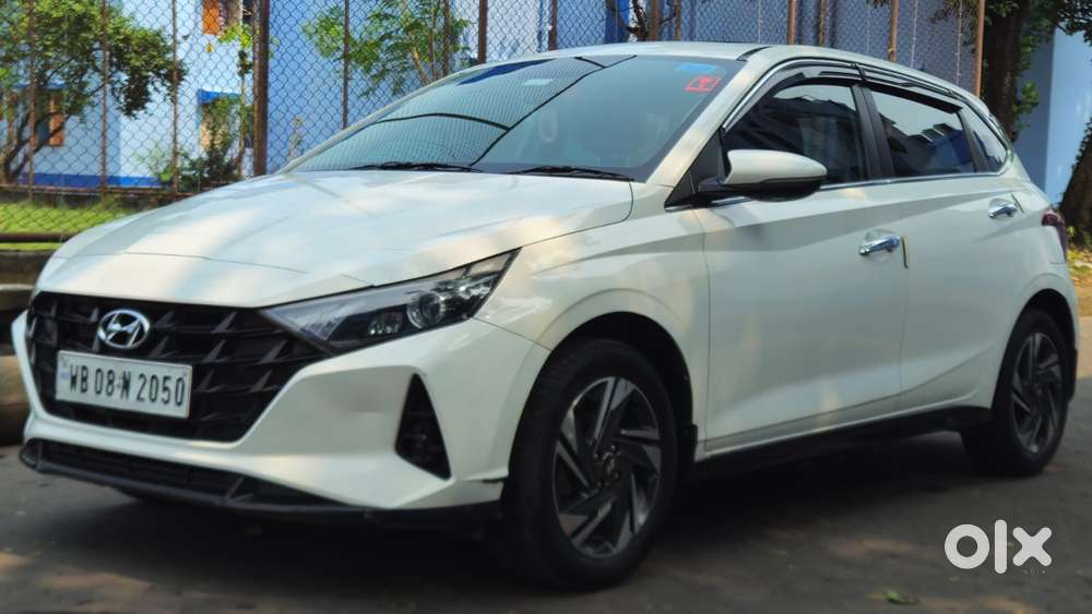 Hyundai I20 Asta (o) 1.2 Mt, 2022, Petrol