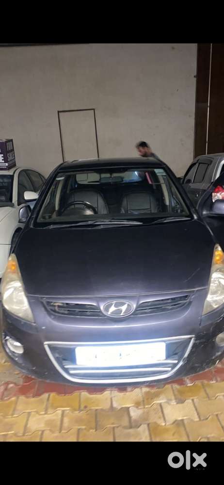 Hyundai I20 Asta Petrol 2010