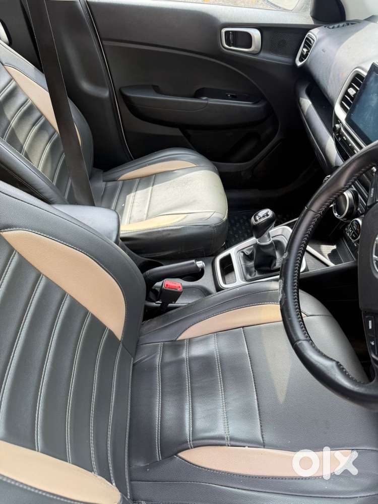 Hyundai Venue Car