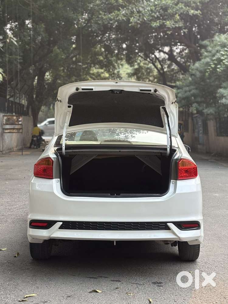 Honda City I-vtec V, 2017, Petrol