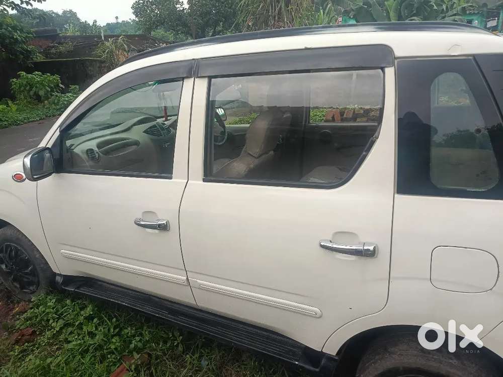 Mahindra Quanto 1.5 C6 2013