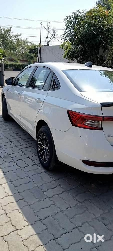 Skoda Slavia 1.0 Active Tsi, 2022, Petrol