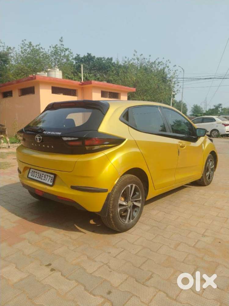 Tata Altroz Xz Plus (s), 2022, Petrol