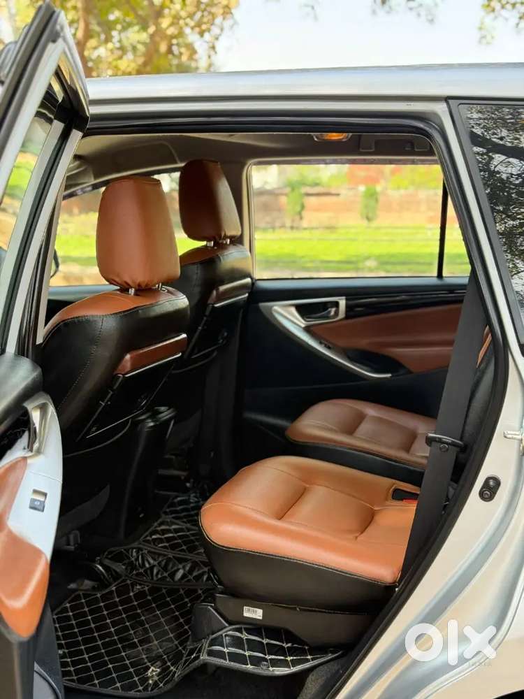 Toyota Innova Crysta 2018
