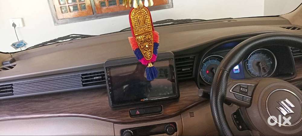 Good Condition. Hybrid. Rear Camera. Etc