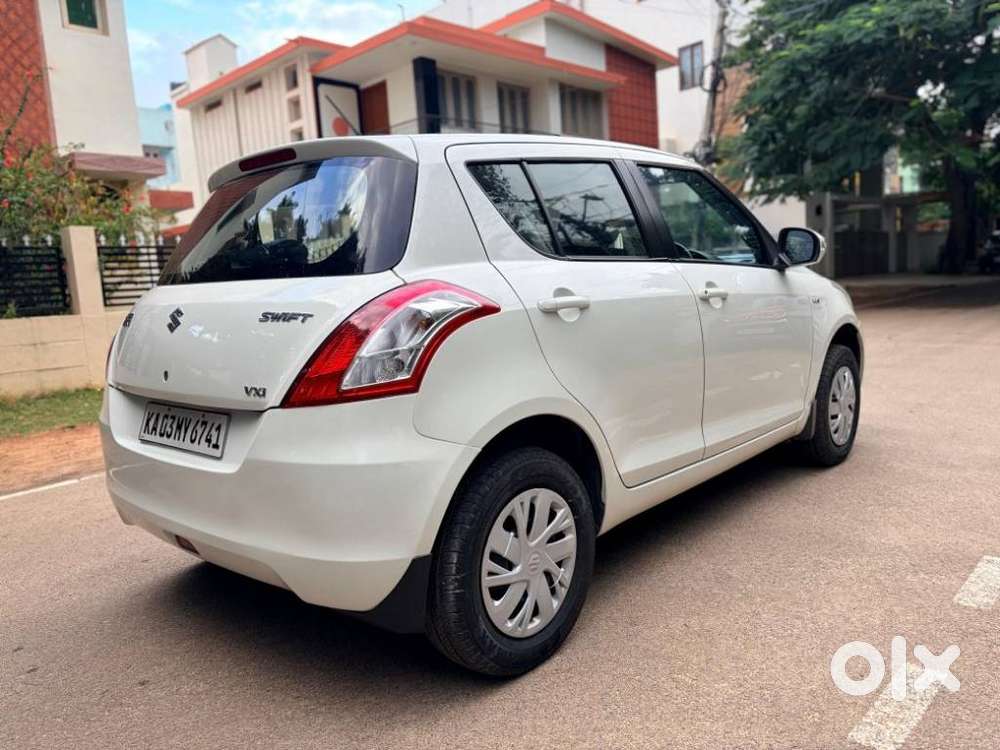 Maruti Suzuki Swift 1.2 Vxi (o), 2016, Petrol