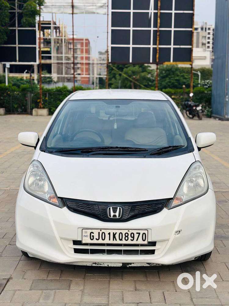 Honda Jazz E Mt I-vtec, 2012, Cng & Hybrids