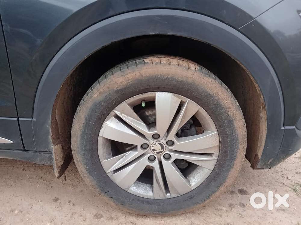 Skoda Kushaq 1.0 Tsi Ambition, 2022, Petrol