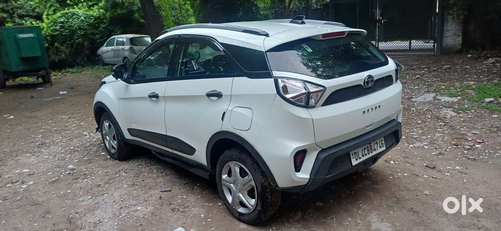 Tata Nexon 1.2 Revotron Xm Plus (s), 2022, Petrol
