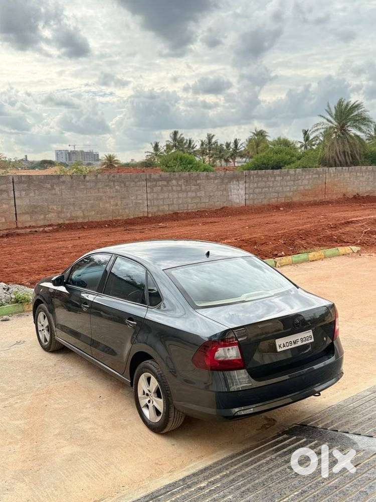 Skoda Rapid 1.0 Ambition Tsi, 2021, Petrol
