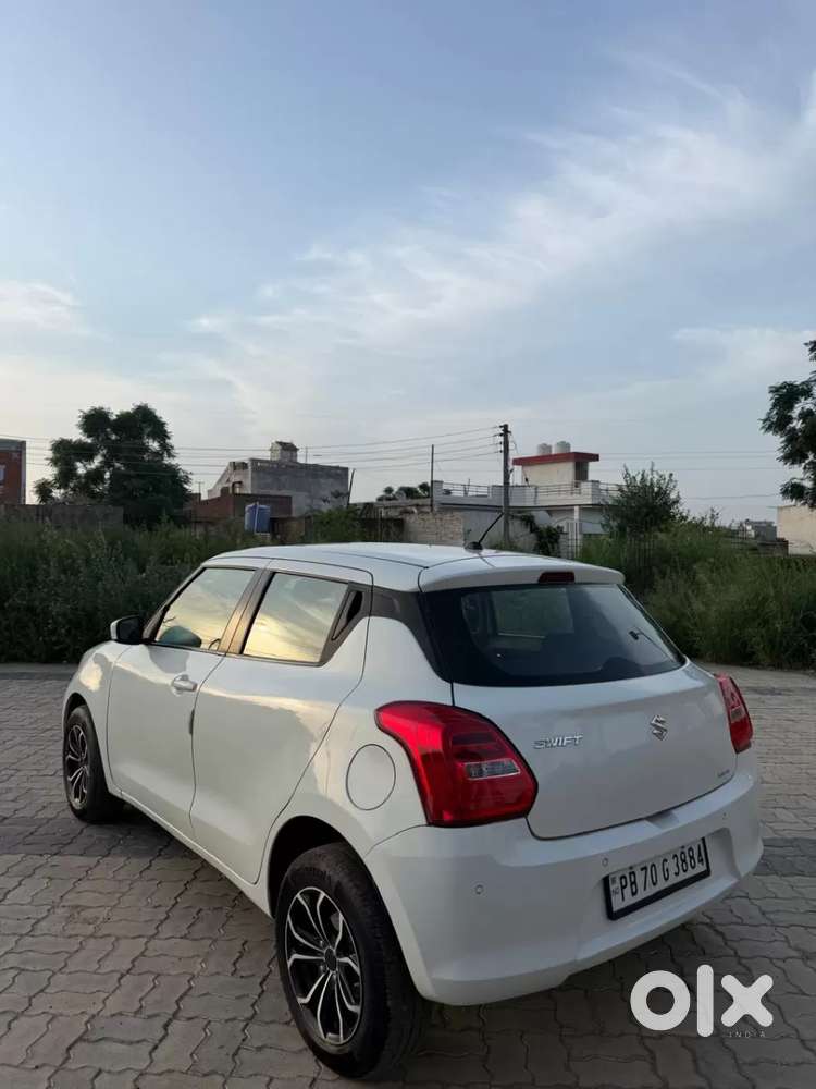 Maruti Suzuki Swift Vxi, 2021, Petrol