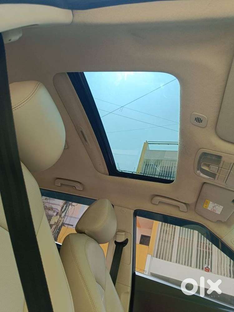 Mahindra Xuv300 W8 Option, 2020, Petrol