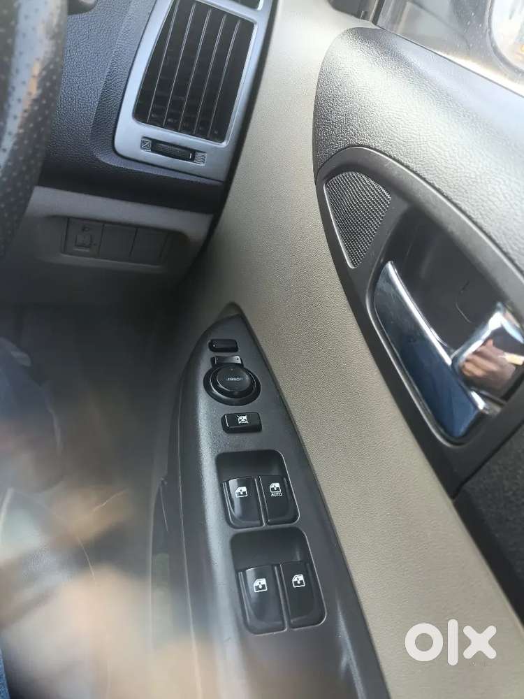 Hyundai I20 2014 Diesel Well Maintained Top Model