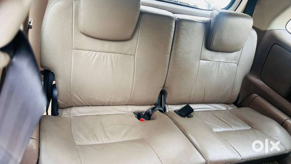 Toyota Innova 2.5 Z Diesel 7 Seater Bs Iv, 2016, Diesel